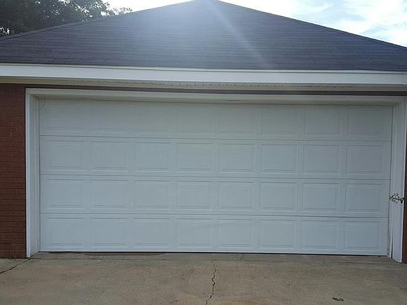 2nd image of 58 Oakwood Dr