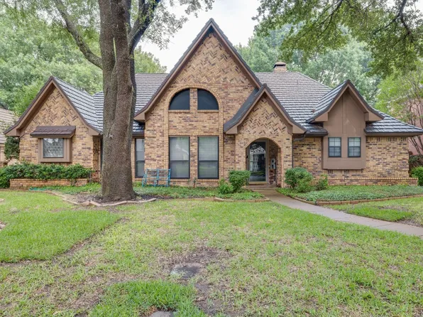 1120 Pebble Beach Dr, Mansfield, TX 76063