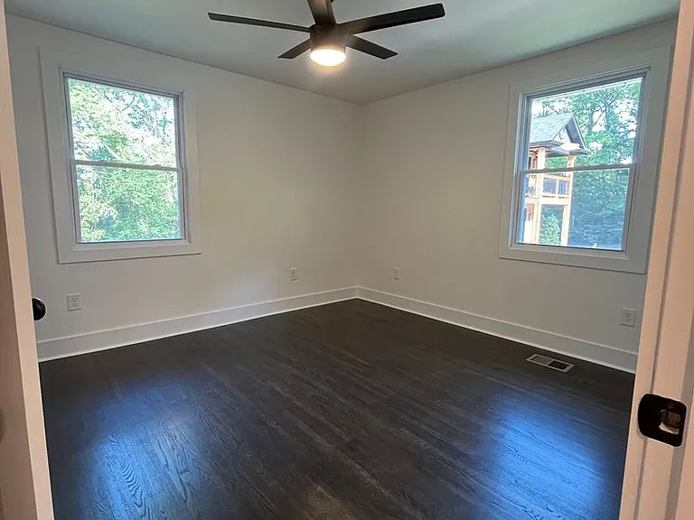 1402 Montgomery Ave #B — Photo 19