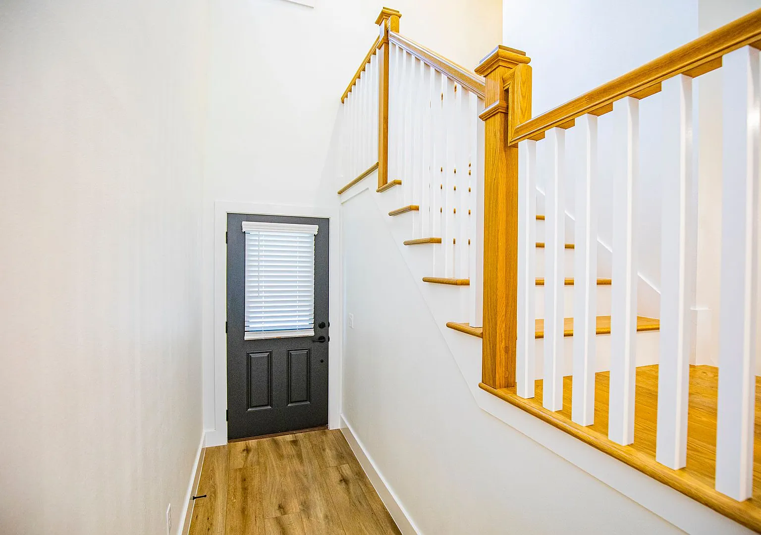 715 N. Mt. Olive Street — Photo 2