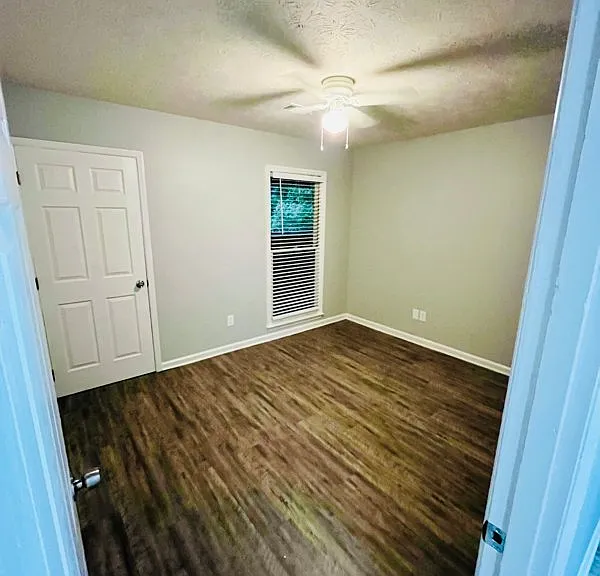 6233 Cross Tie Ct #4 — Photo 15