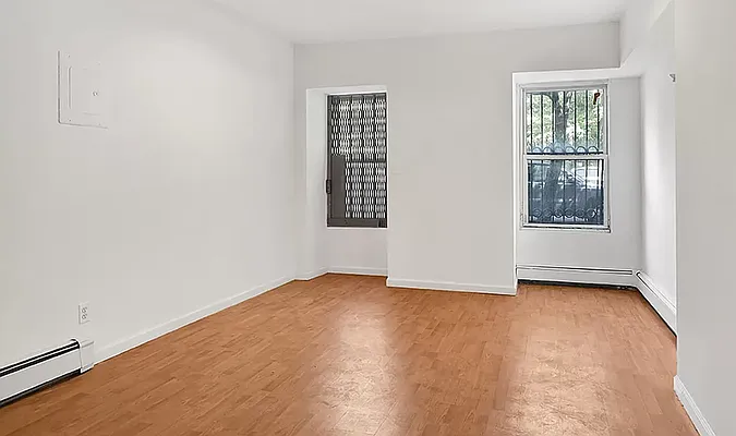 Rented by REAL New York | media 2