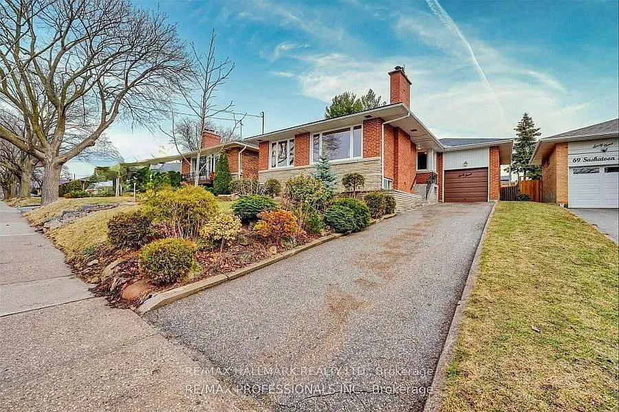 2 bed, $2,050 — Photo 1
