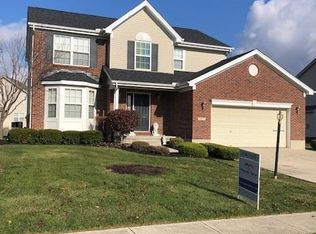 407 Whisperwood Dr, Englewood, OH 45322