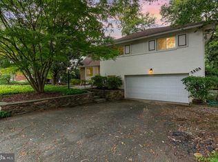 5804 Lenox Rd, Bethesda, MD 20817