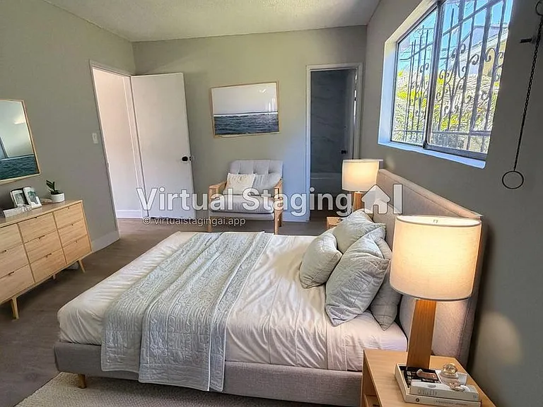 8029 S Hoover St — Photo 3