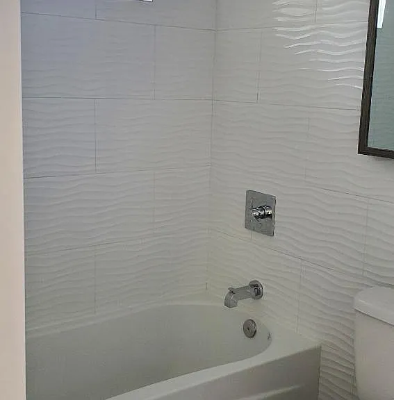 141 S Kenmore Ave #143 & 1/2 — Photo 9
