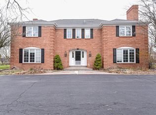 6081 S 76th St, Greendale, WI 53129