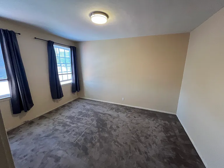 139 1/2 S Sweetzer Ave — Photo 14
