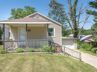 720 W Roe St, Buchanan, MI 49107