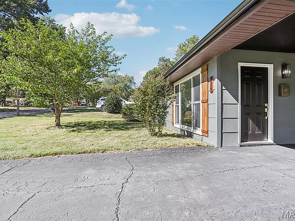 4th image of 9513 Margo Ann Ln