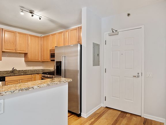 2nd image of 1111 S Wabash Ave APT 702