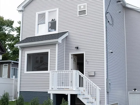 52 Newbury St, Brockton, MA 02301