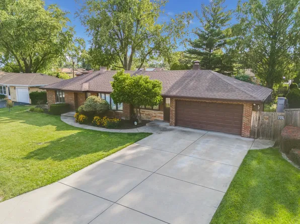 10739 S Depot St, Worth, IL 60482