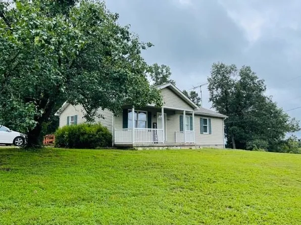 8135 White Plains Rd, White Plains, KY 42464