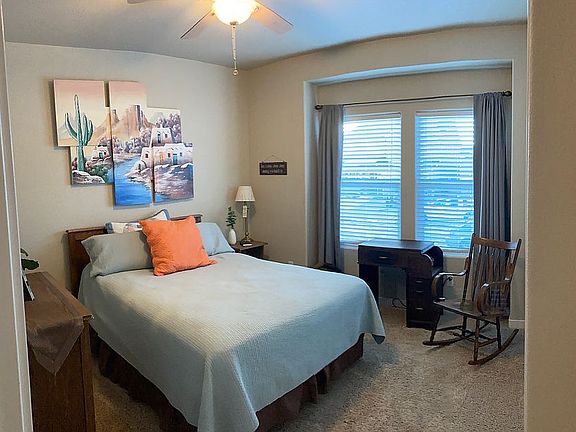 Guest Room/Front Room