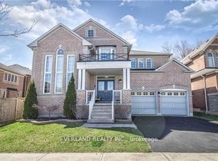 4 Hepatica St, Toronto, ON M1X2C3