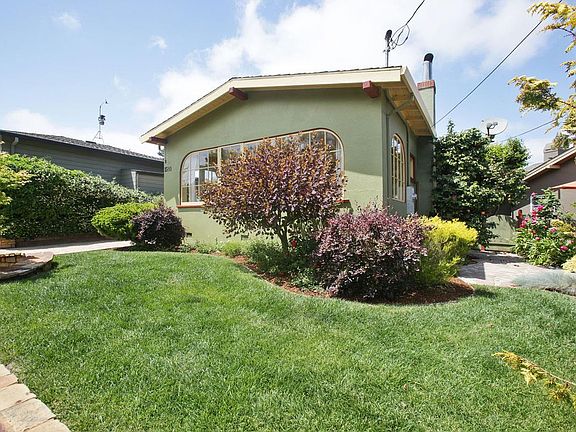 4th image of 1580 Barroilhet Ave