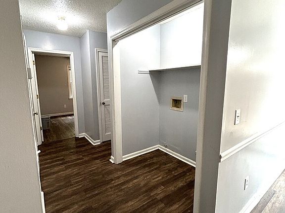 2nd image of 4440 Bonnell Dr NW APT B