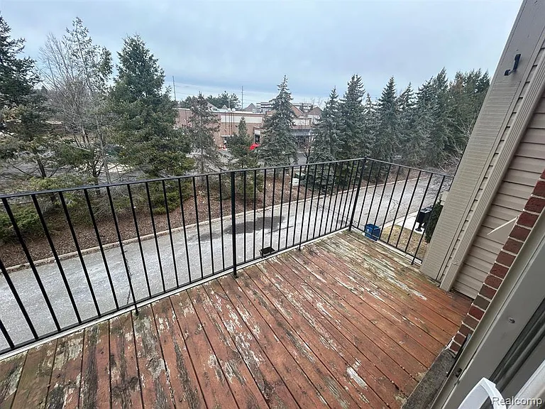 39460 Springwater Dr — Photo 8