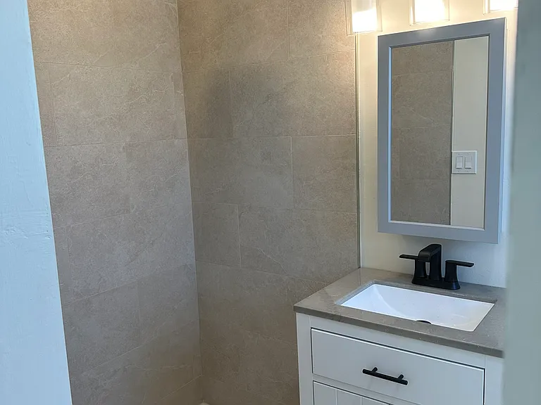 1169 Hilltop Dr — Photo 13