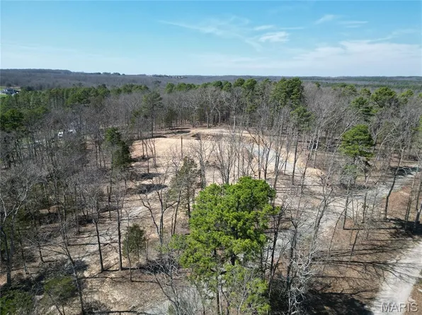 25 Tall Oak Dr, Sainte Genevieve, MO 63670