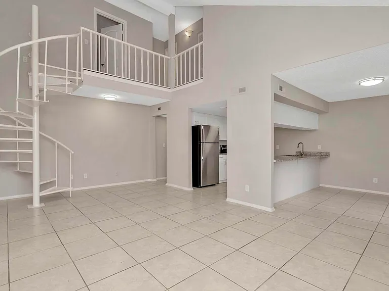 Urban Place Apartments — Photo 71
