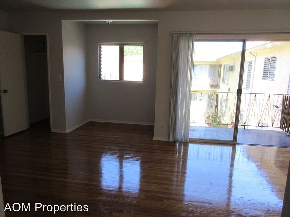 1st image of 452 S Mariposa Ave #6