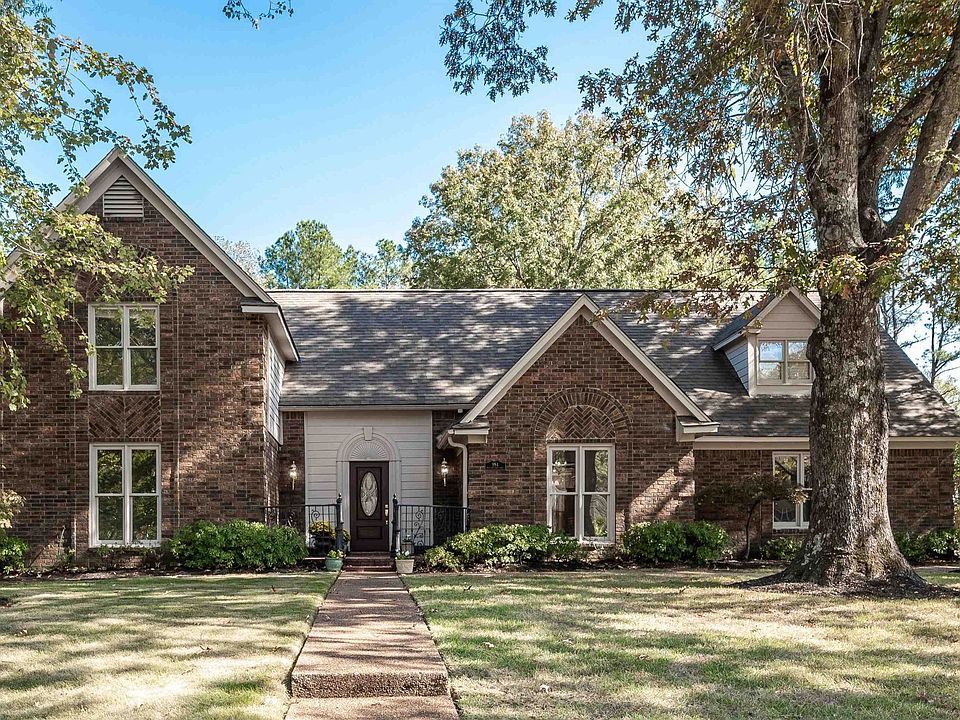 1st image of 994 Rolling Oaks Ln
