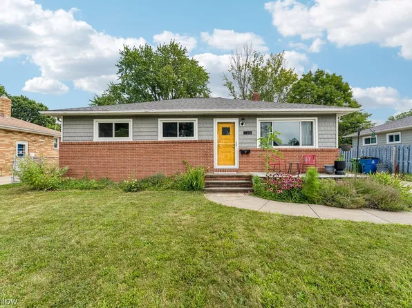 239 Saint Lawrence Blvd, Eastlake, OH 44095