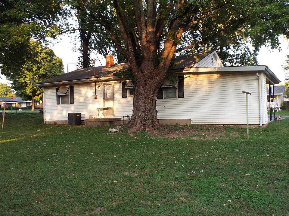 2nd image of 106 N 2nd St