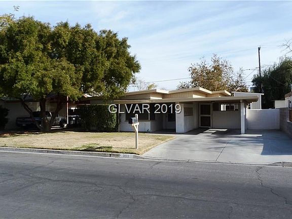 3rd image of 353 S Tonopah Dr