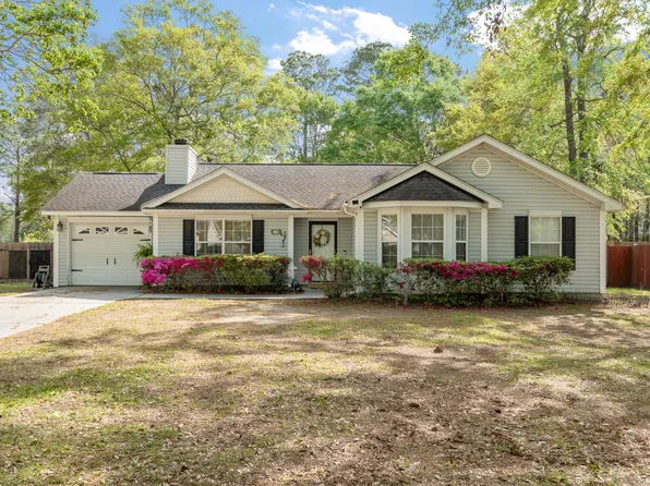 18 Purrysburg Dr, Beaufort, SC 29907