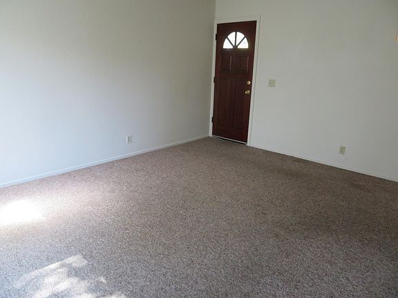 2nd image of 670 24th Ave