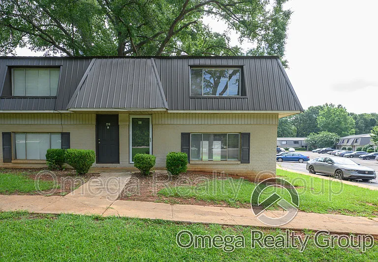 1300 Coosa Pines Dr #A1 — Photo 2