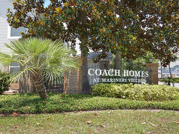 4th image of 2259 Coach House Blvd #705