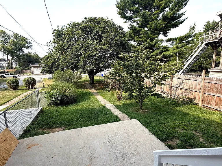 55 East Ave — Photo 10