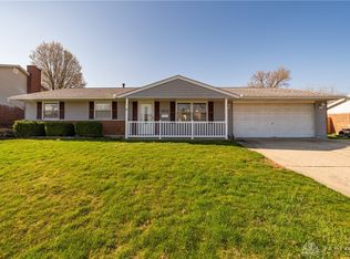 6810 Longford Rd, Dayton, OH 45424
