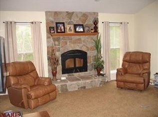 3025 Parkview Dr, Pacific, MO