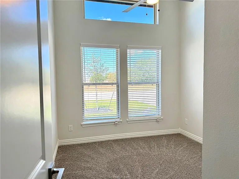 4205 Skylar Dr — Photo 11