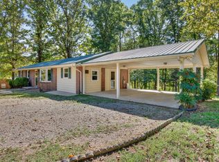 185 Mockingbird St, Erin, TN 37061