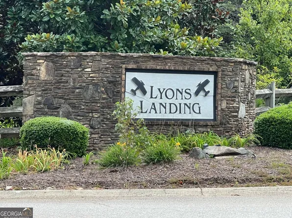 117 W Lake Blvd, Carrollton, GA 30116