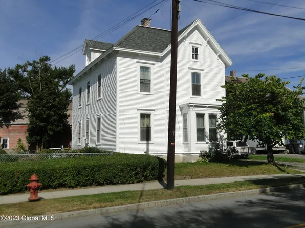 3 River Street, Hoosick Falls, NY 12090