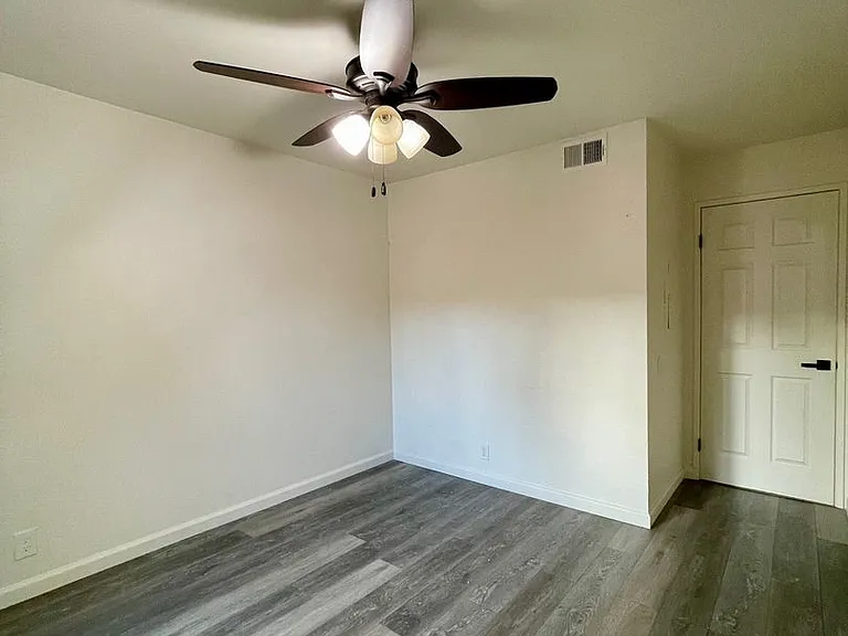11517 Fury Ln #61 — Photo 6