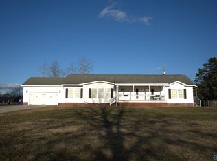 1312 Hickory Ln NE, Arab, AL 35016