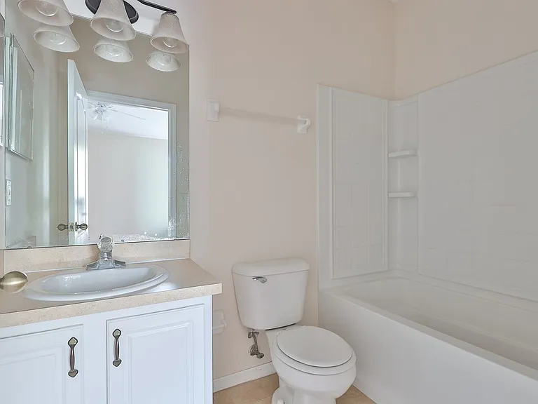 15843 Fishhawk View Dr — Photo 22