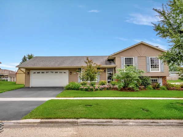 20731 S Acorn Ridge Dr, Frankfort, IL 60423