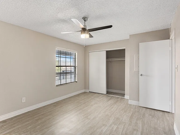 Rise Skyview — Photo 17