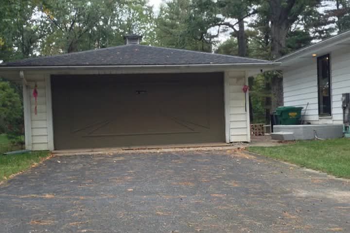 2nd image of 26255 Tyris Ave