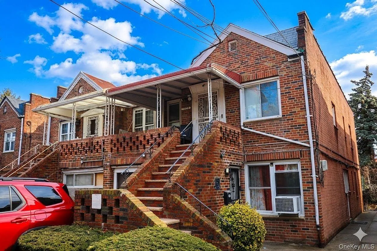 1155 E 52 Street photo 1